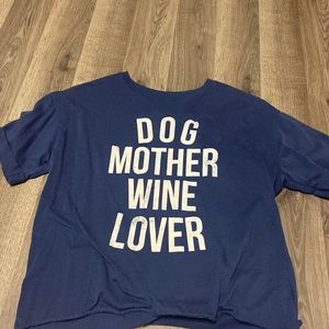 DOG MOTHER WINE LOVER cropped shirt